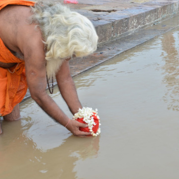 Asthi Visarjan - vedicpanditji.com